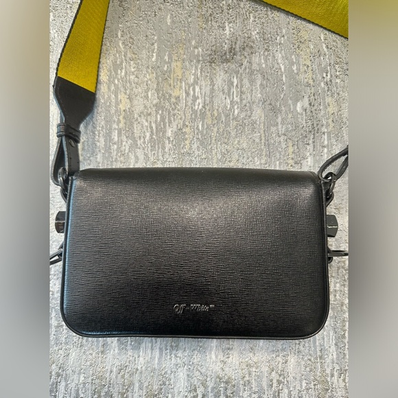 Off-White Binder Clip “Sculpture” Crossbody Bag – Black with Yellow Strap - Picture 2 of 5